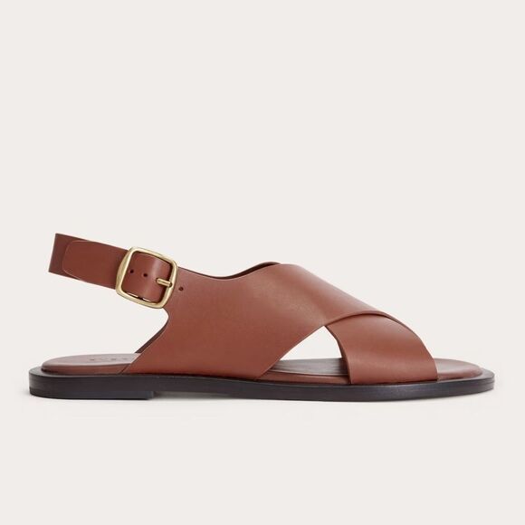 EVERLANE The City Crossover Sandal in Rum - Picture 3 of 10